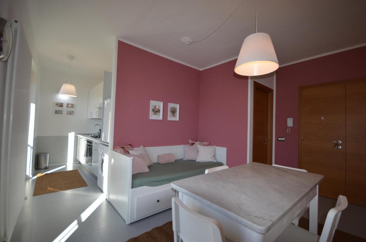 Varennahouse Lory Apt Dış mekan fotoğraf